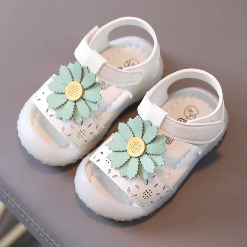 unbranded baby clothes Baby girl Flower decoration Velcro Sandals 