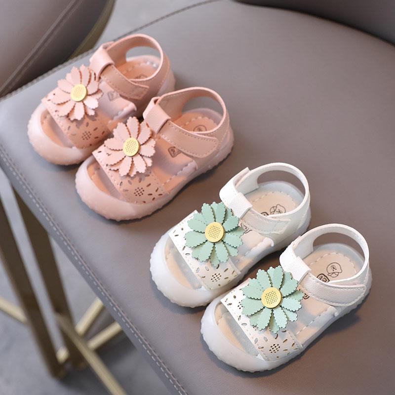 unbranded baby clothes Baby girl Flower decoration Velcro Sandals 